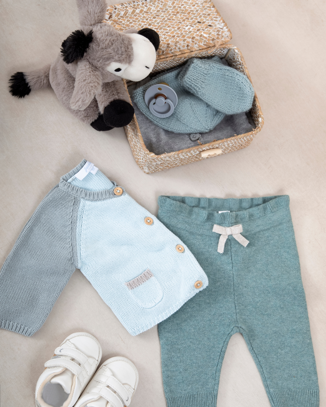 LITTLE ONES (0 TO 12 MTHS)