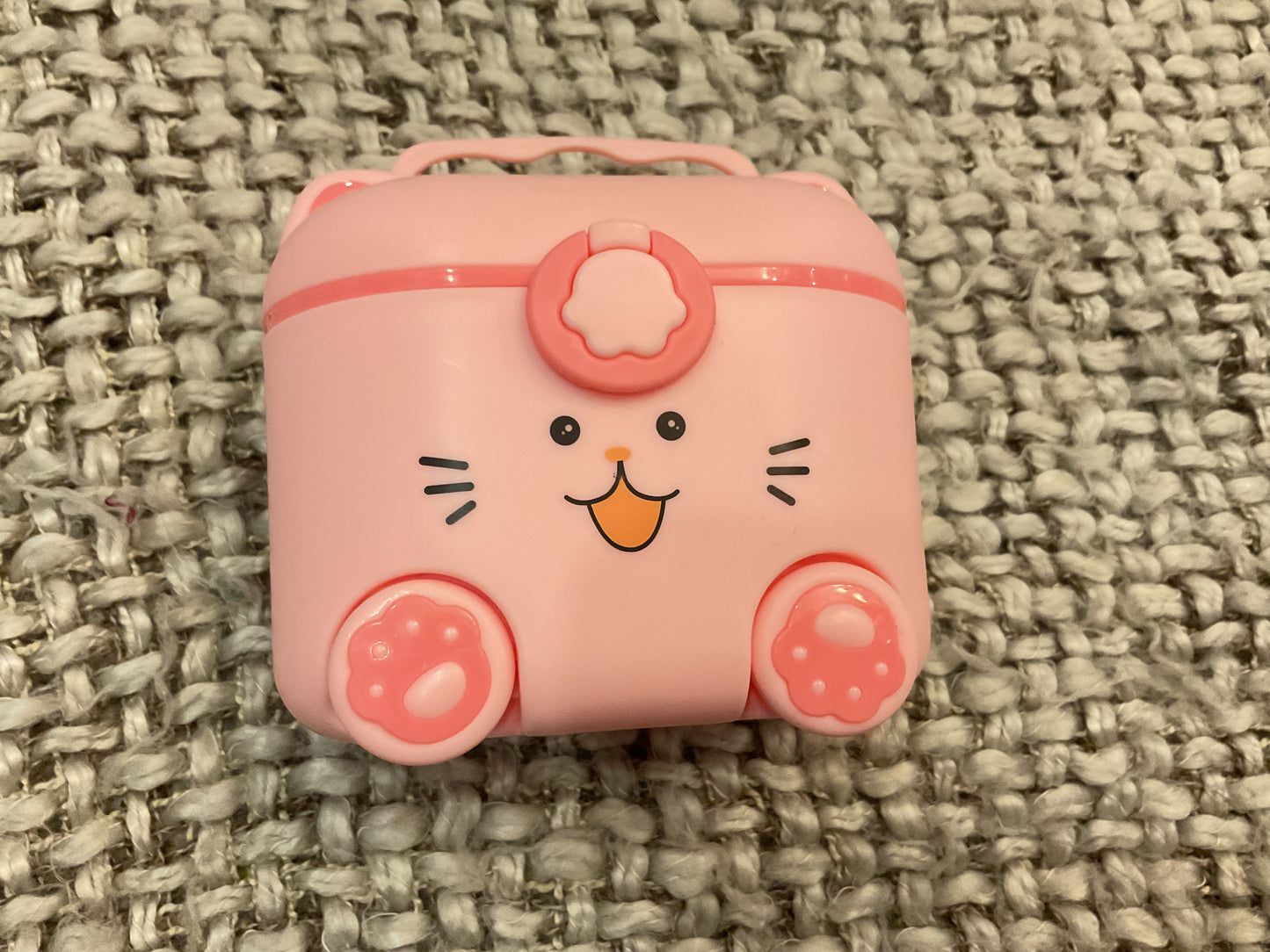 Milk Powder Container – Portable Formula Dispenser with Cute Cartoon Design